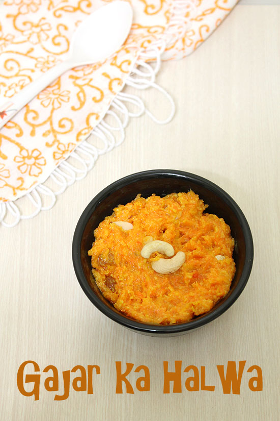Gajar Halwa Recipe with khoya (Traditional North Indian Carrot Halwa)