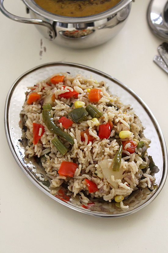 Veg pulao in pressure cooker (How to make easy vegetable pulao recipe)