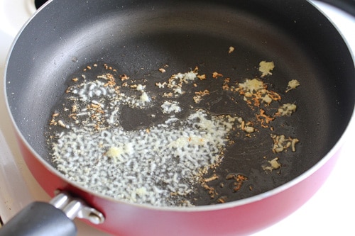 saute ginger garlic paste