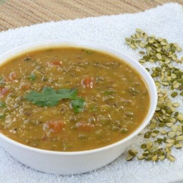 Chilke wali moong dal recipe (how to make chilka moong dal)