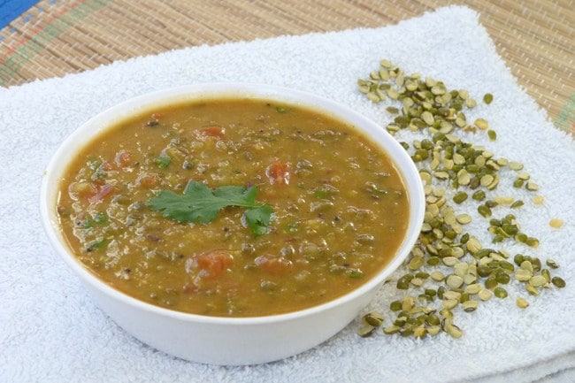 Chilke wali moong dal recipe (how to make chilka moong dal)