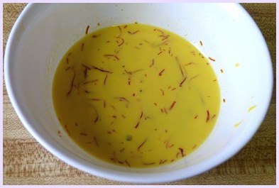 saffron dissolved in the milk