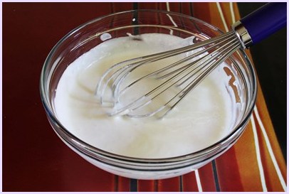 whisked yogurt with besan.