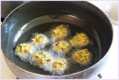 Dill leaves pakora recipe (Suva bhaji pakoda or sephu bhaji pakora)