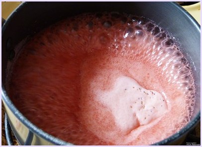 Eggless strawberry cheesecake recipe (How to make eggless cheesecake)