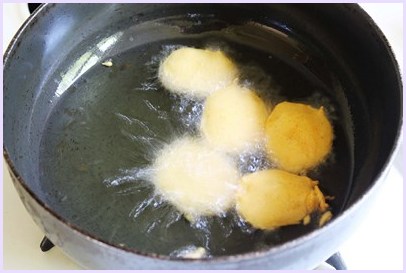 Aloo pakora recipe (How to make aloo pakora), aloo bhajji, potato pakora