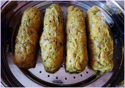 steamed dudhi muthia