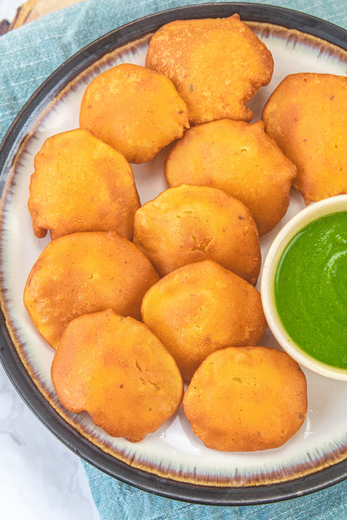 Potato bajji served with green chutney.