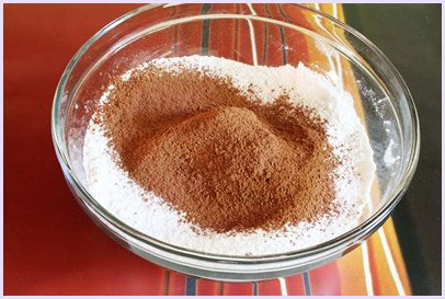 dry ingredients for eggless brownies