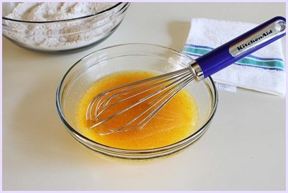 Eggless & Vegan Orange Cake recipe with orange flavored icing