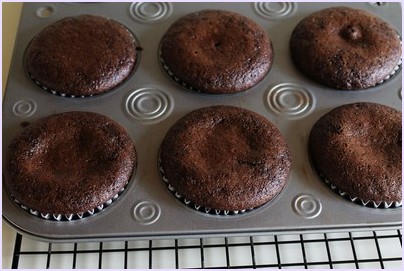 Eggless orange chocolate cupcakes recipe | Vegan cupcakes