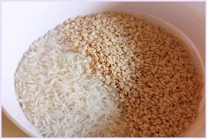 Urad dal and rice in a bowl.