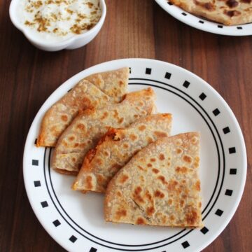 Mooli Paratha Recipe | Punjabi Mooli ka paratha | Radish Paratha