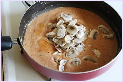 Mushroom Curry Recipe | How to make Simple Mushroom Curry