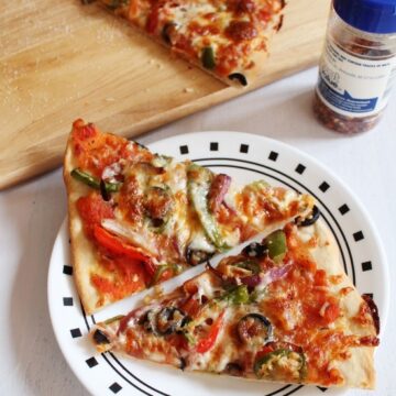 Veg Pizza Recipe | How to make vegetable Pizza | Vegetarian Pizza