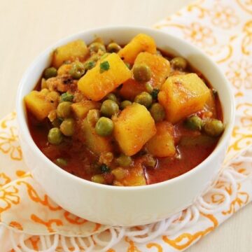 Gujarati Aloo Matar Recipe | How to make Aloo Mutter Recipe