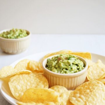 Guacamole Recipe | Mexican avocado dip | Perfect guacamole recipe