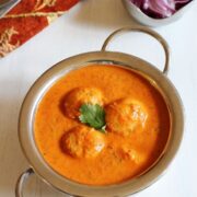 Punjabi dum aloo recipe | How to make restaurant style dum aloo gravy