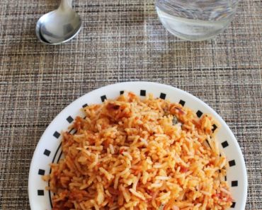 South Indian Tomato Rice Recipe | How to make Thakkali Sadam
