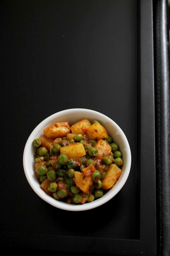 Dry Aloo Matar Recipe | Spicy Aloo matar subzi recipe
