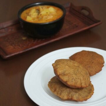 Singhare ki puri recipe | Singhare ke atte ki poori for fasting, vrat