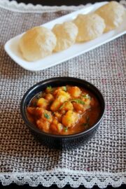 Aloo Puri Recipe | How to make Aloo Puri | Punjabi Aloo Poori