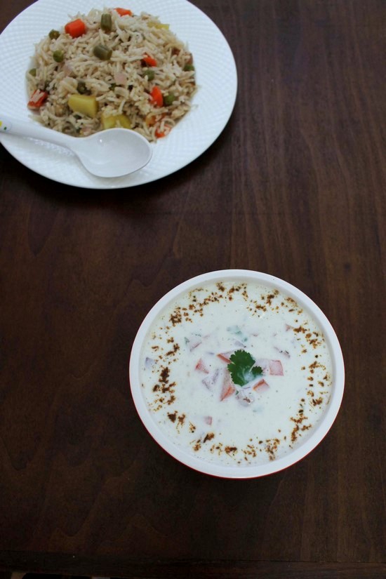 Onion tomato raita recipe | Easy 10 minutes onion-tomato raita