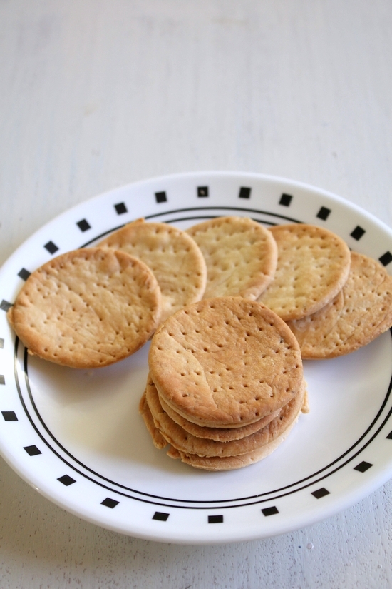 Homemade oven baked papdi in a plate.