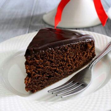Eggless chocolate cake recipe | Chocolate cake with condensed milk