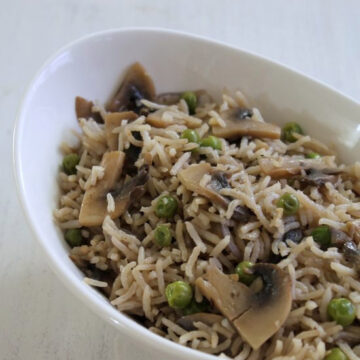 Mushroom Pulao Recipe | Quick and easy mushroom peas pulao