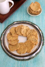 Methi mathri recipe | How to make methi mathri recipe