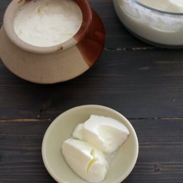 Homemade yogurt | How to make curd (dahi) at home