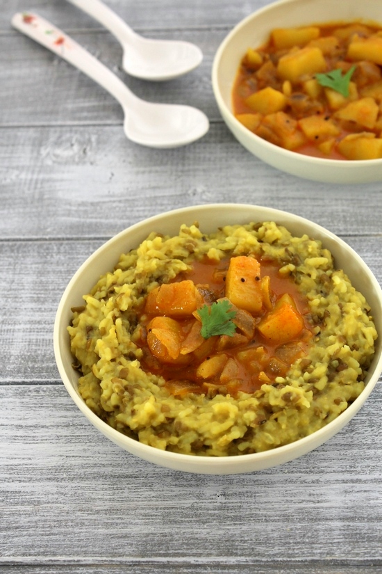 Dungri batata nu shaak on top of khichdi.