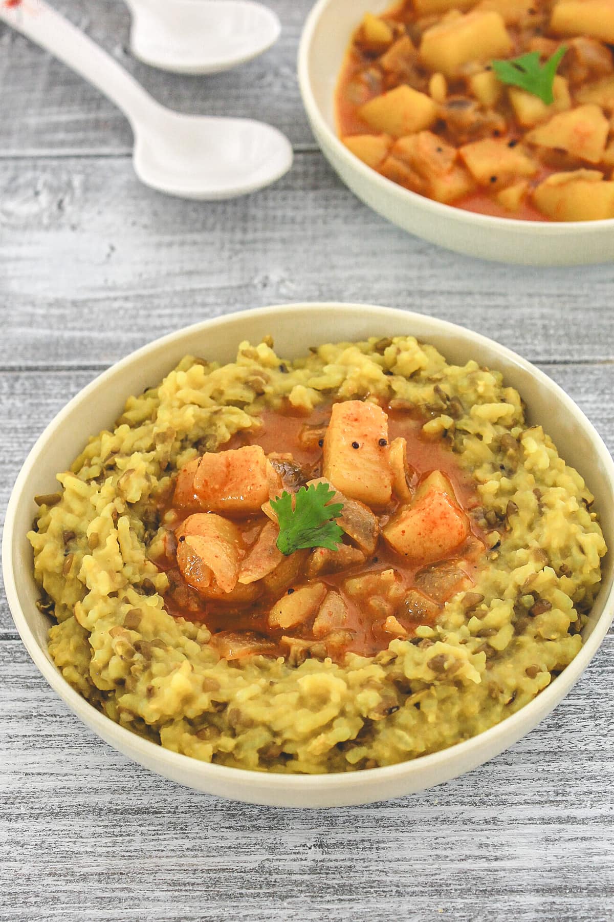 Gujarati khichdi with kanda bateta nu shaak.