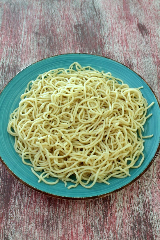 Boiled noodles for Indo-chinese recipes | Non-sticky boiled noodles