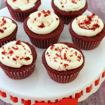 Eggless red velvet cupcakes recipe with cream cheese frosting