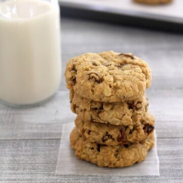 Eggless oatmeal raisin cookies recipe | Best oatmeal raisin cookies