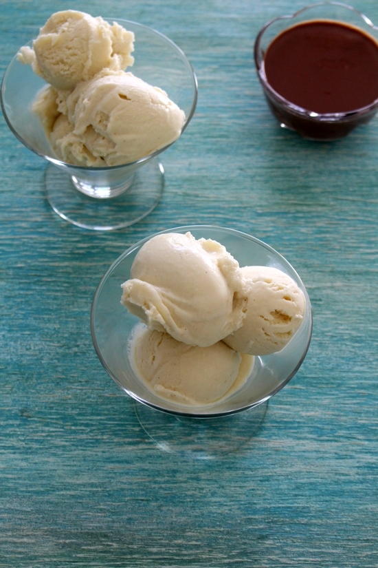 Vanilla ice cream recipe, How to make vanilla ice cream (eggless)