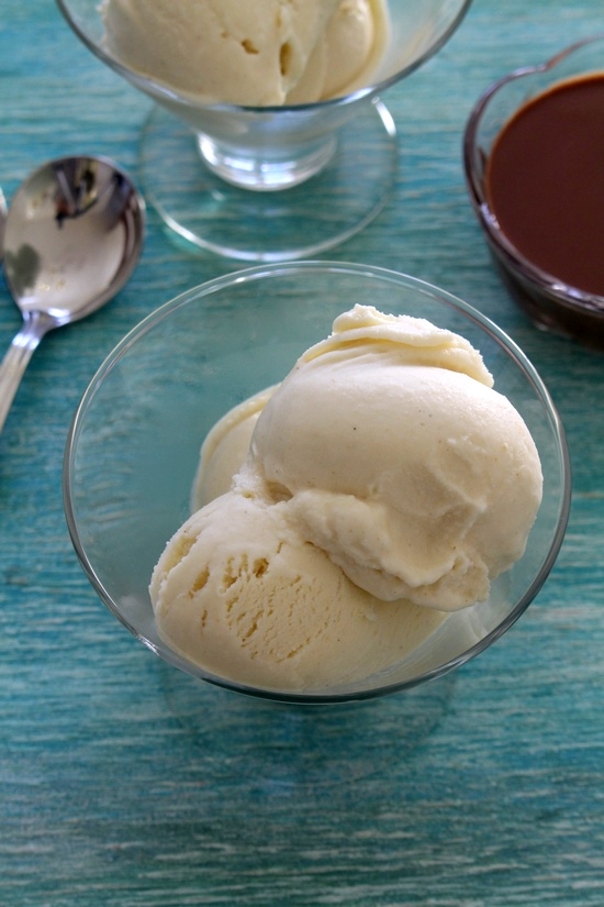 Vanilla ice cream recipe, How to make vanilla ice cream (eggless)