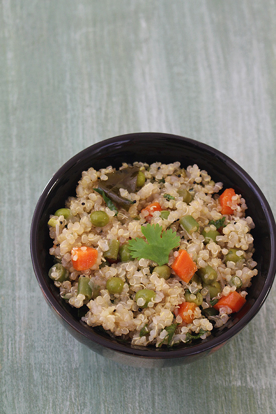 This mixed vegetable quinoa upma is light on stomach yet filling and satisfying one pot meal/breakfast.