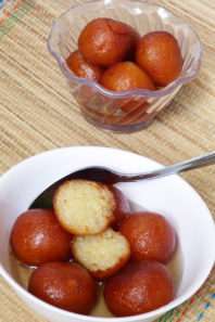 Gulab jamun recipe (How to make gulab jamun with khoya)