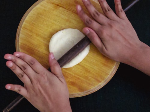 rolling the dough ball