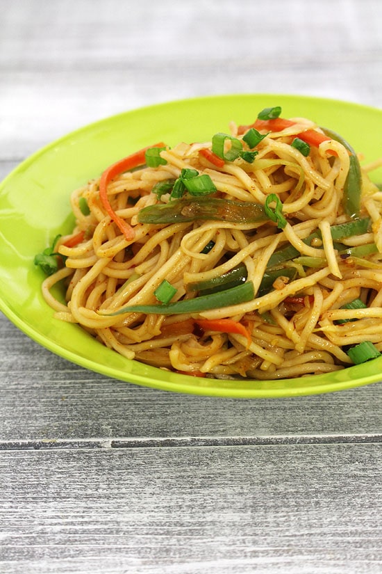 How to make veg hakka noodles recipe