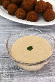 Tahini sauce recipe (How to make tahini sauce recipe with garlic and lemon)