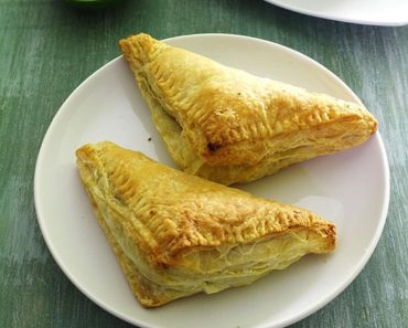 Veg Puff Recipe (How to make Vegetable Puff Recipe, Bakery style)