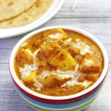 Aloo Paneer Recipe (How to make Aloo Paneer Curry Recipe)