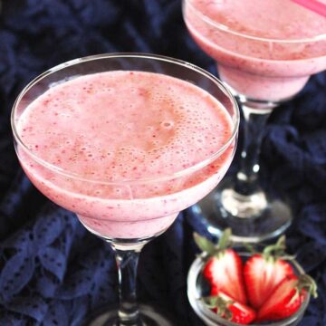 Strawberry Milkshake Recipe (using Fresh Strawberries & Ice Cream)