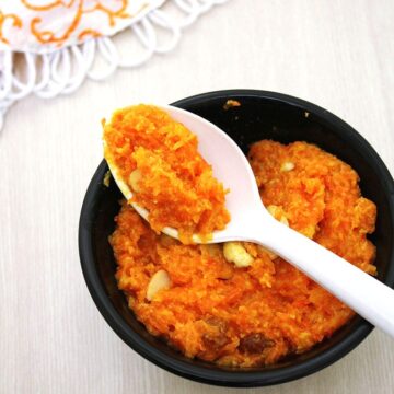 Gajar Halwa Recipe with Khoya (Traditional Carrot Halwa Recipe)