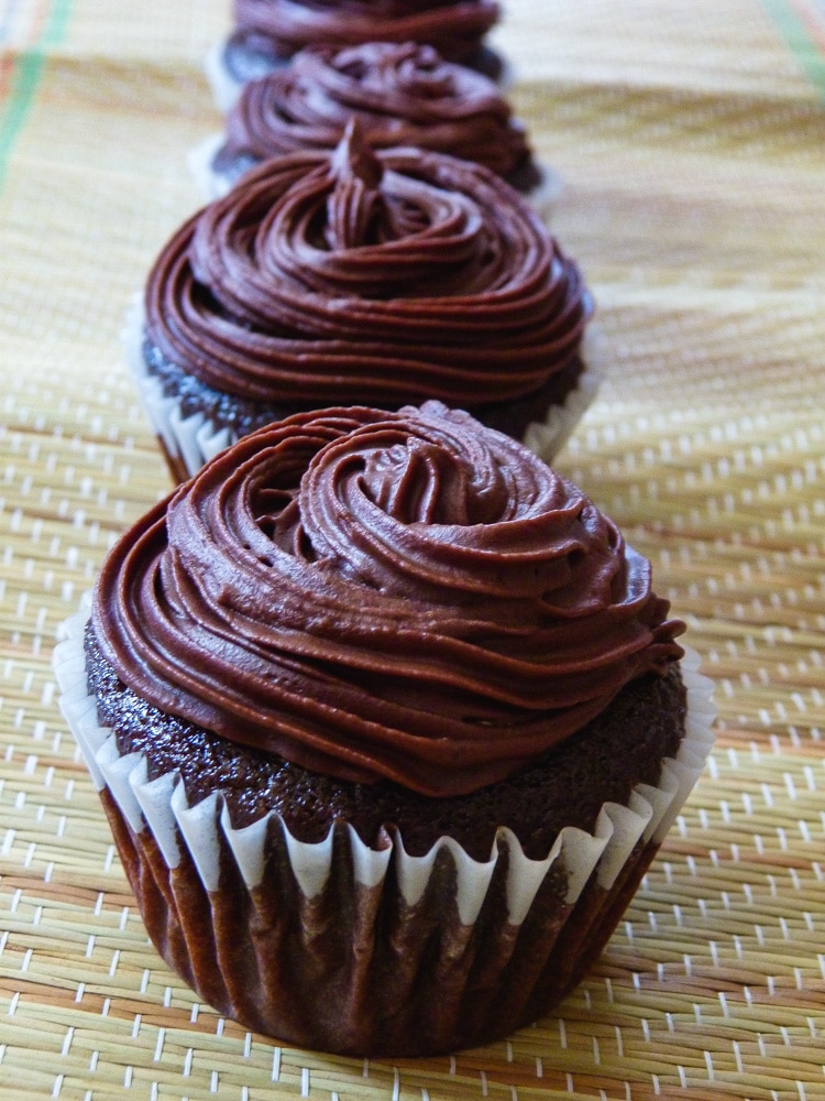 Eggless Chocolate Cupcakes Recipe