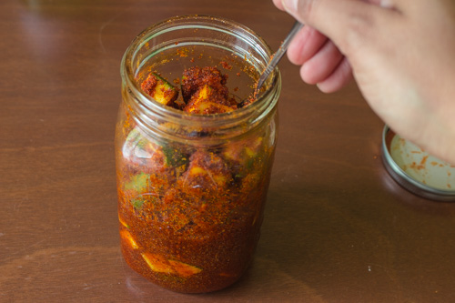 Mixing pickle mixture and oil well